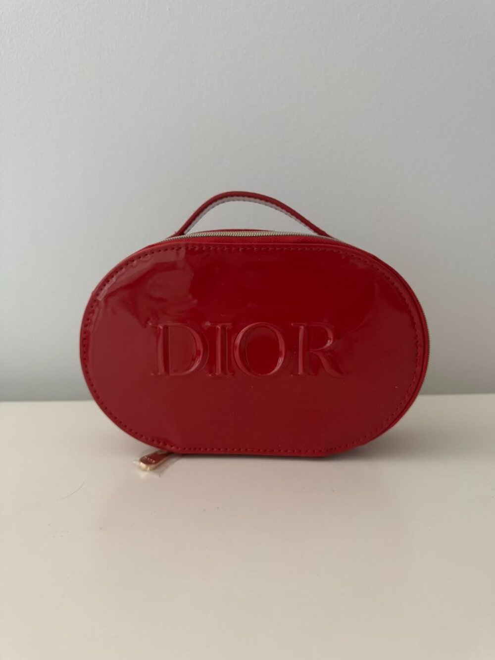 Dior red patent pouch - Picture 2 of 7